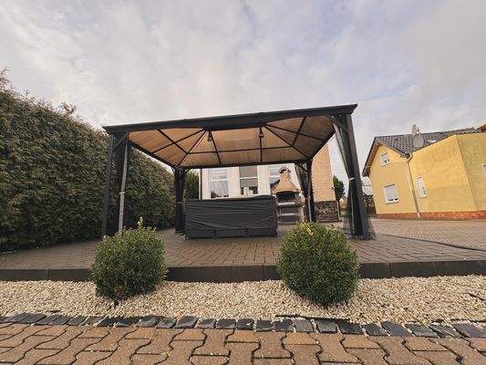 79FF4DE8-3B16-4A10-84EE-8B7E0B8A460D