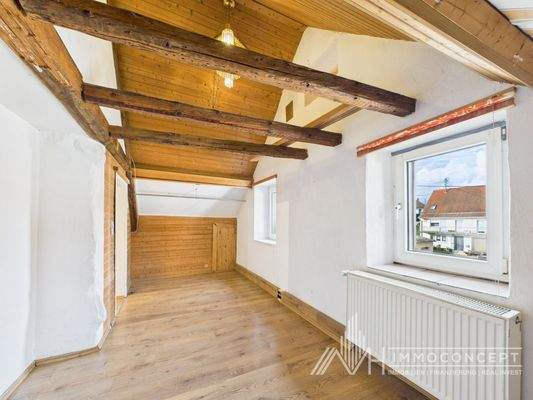 CAM04062G0-PR0049-STILL018