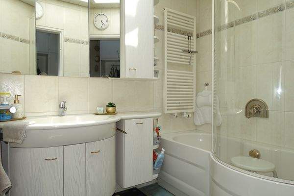 Badezimmer Hinterhaus