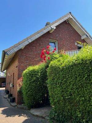 Seitenansicht_Hauseingang