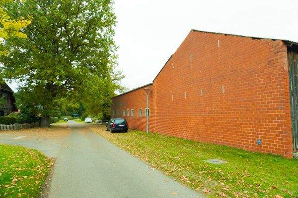 Seitenansicht Strasse.jpg