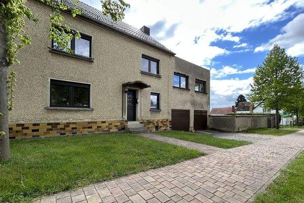 Einfamilienhaus mit ca. 209 m² Wohnfläche