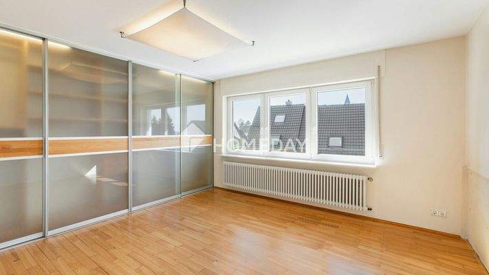 1. OG Schlafzimmer 2 1