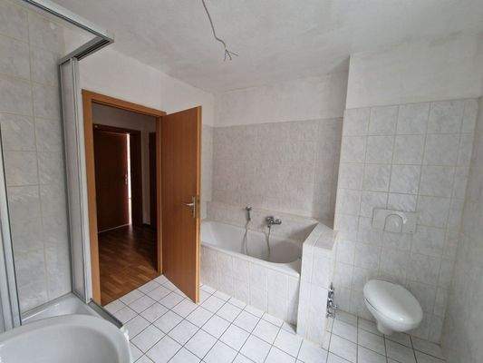 Badezimmer vor Instandsetzung