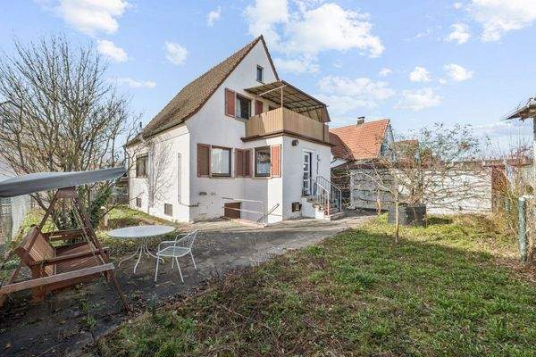 Gartenansicht am Nachmittag