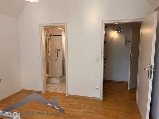 Zugang Bad und Diele