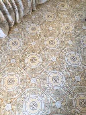 schöner Fliesenboden