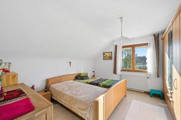 Schlaf- bzw. Kinderzimmer OG