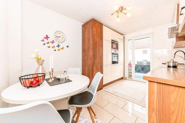 EG offene Küche mit Essbereich