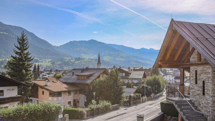KITZIMMO-Luxus-Townhouse in zentraler Toplage kaufen Immobilien Kitzbühel.
