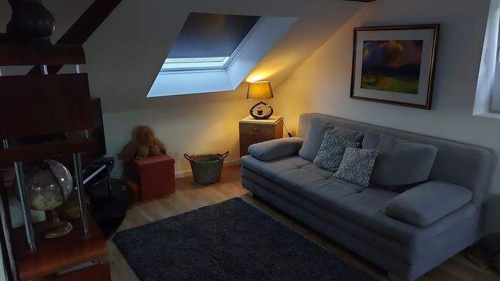 2.OG Zimmer 2 Bild 1.jpeg