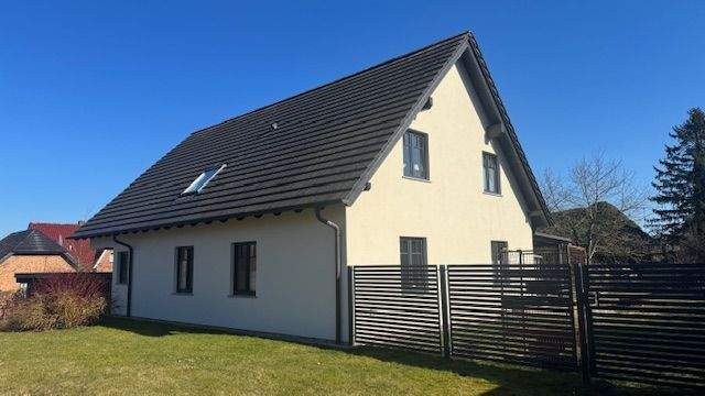 Straßenseite 1.jpeg