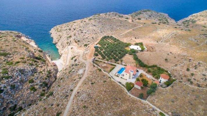 Kreta, Kokkino Chorio: Villa mit spektakulärem Blick auf das Meer und den Sonnenuntergang zu verkaufen