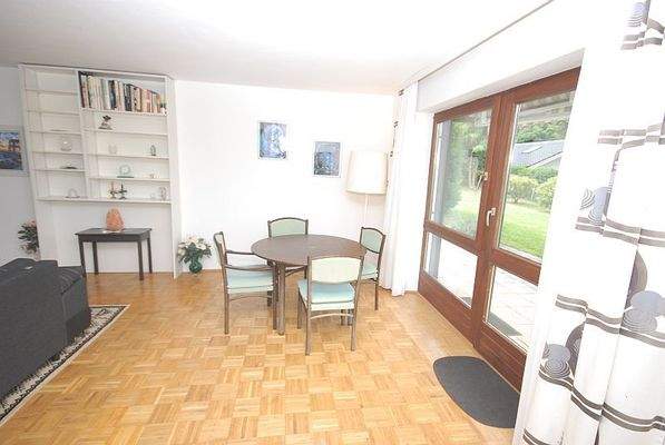 2-Zimmer-Ferienwohnung-Sonnenstraße 7 EG-007-ess1.