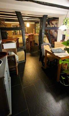 offene Küche und Essbereich