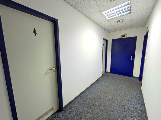 c0b5c017-0646-4aef-aa74-c1d08109721e