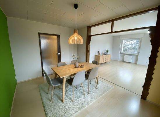 Esszimmer - (KI generiert)