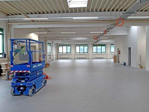 Puchheim Halle, Puchheim Hallenfläche