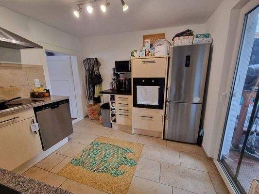 Küche mit Balkon.jpg