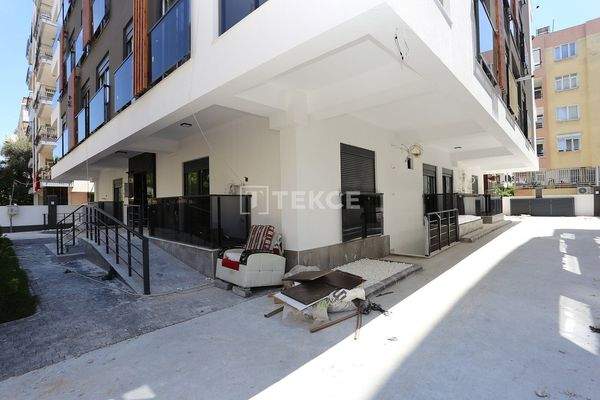 Apartments with Indoor and Outdoor Parking in Antalya