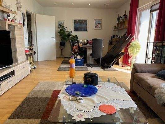 Haupthaus-Wohnen-Essen(2)