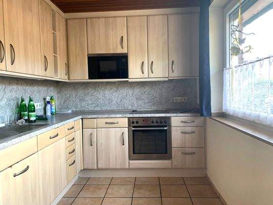 Küche mit Eßplatzmöglichkeit