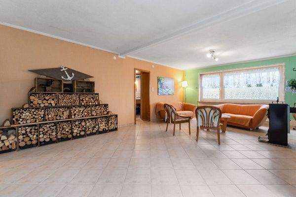 Wohnzimmer EG Haupthaus