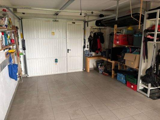 Garage 1