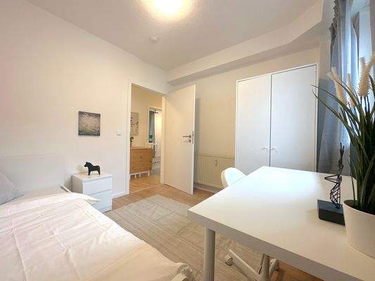 Helles WG-Zimmer in Frankfurt