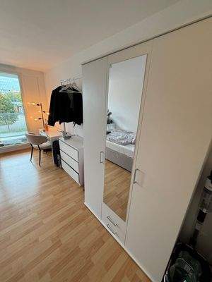 PHOTO-2025-10-28-18-45-56 3.jpg