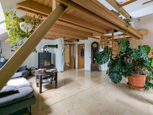 WE03_Wohnzimmer mit Galerie