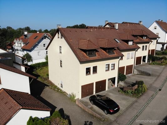 Ansicht auf das ganze Haus aus der Luft