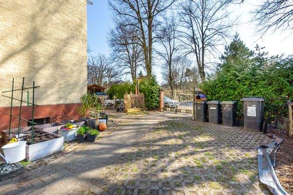 Gepflasterte Einfahrt