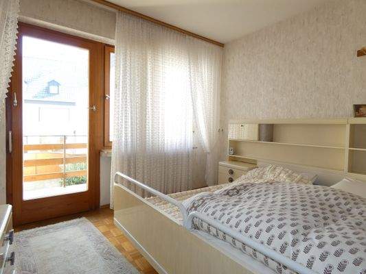 Schlafzimmer mit Balkon