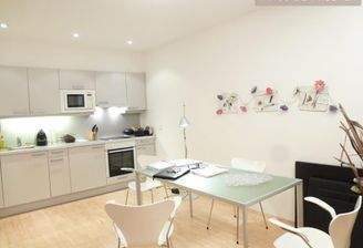 Essbereich mit Küche