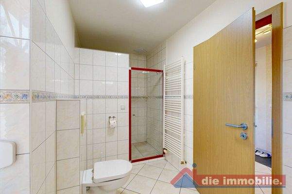 Badezimmer im Erdgeschoss