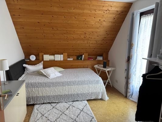 Zimmer 3 OG.jpg