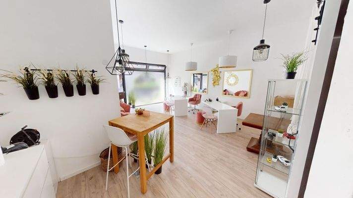 Studio-Bolzano-Bozen-Hauptstadt-Geschäft-Kosmetiksalon-Nagelstudio-studio bellezza