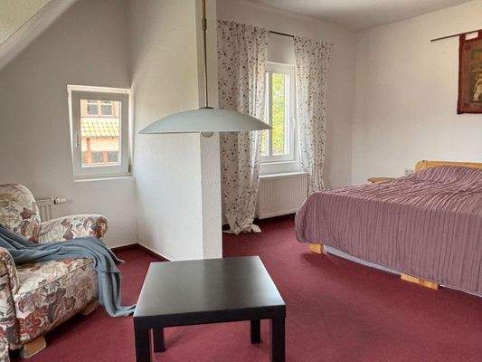 DG Schlafzimmer Ansicht 1