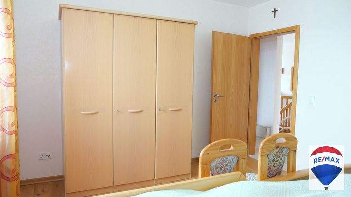 8b23e49d-c23f-4e93-8f40-becfe2a5f034