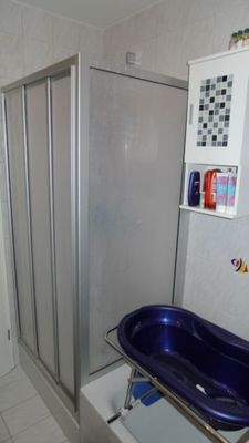 040 Bad, Dusche, WC.JPG