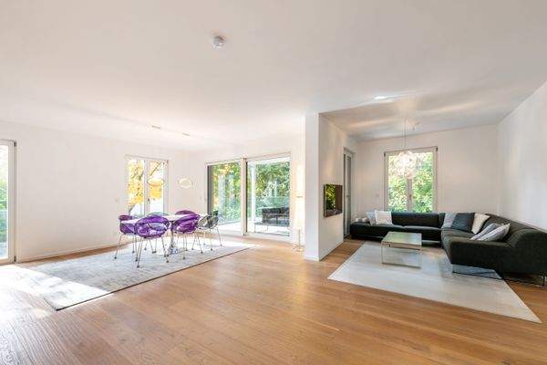 Weitläufiges Wohnen