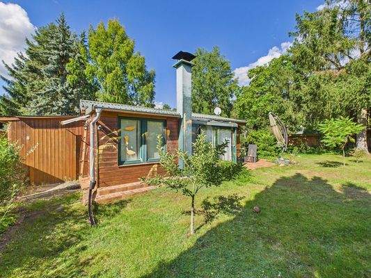 Freizeitbungalow mit Nebengelass