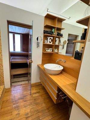 Badezimmer mit Sauna