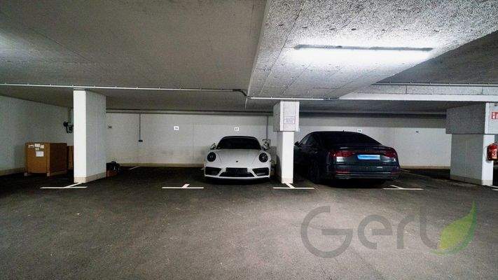 Tiefgaragenstellplätze