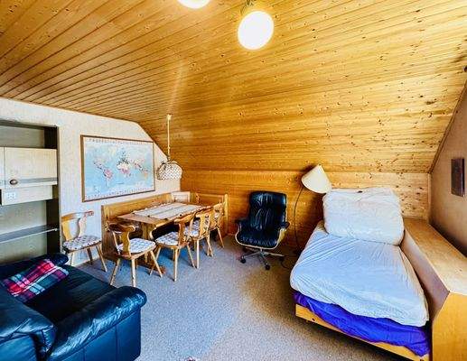 ZImmer im Dachgeschoss