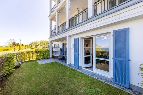 Ihre Terrasse mit Garten zur Seeseite und direktem