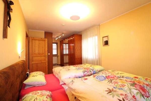 OG Schlafzimmer 2.JPG