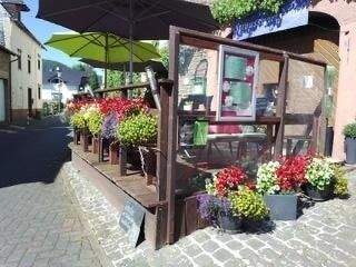 Strausswirtschaft Terrasse