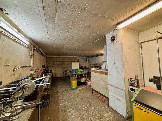 Werkstattkeller der Garage